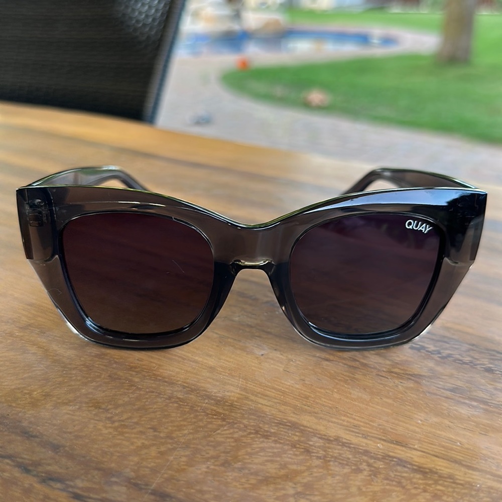 Quay polarized / women sunglasses